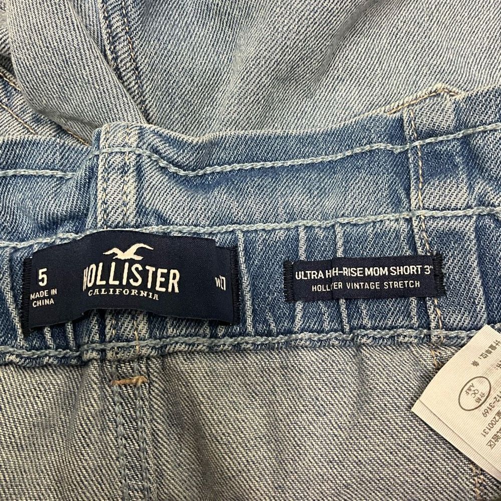 HOLLISTER Ultra High Rise Mom Shorts - Picture 3 of 4